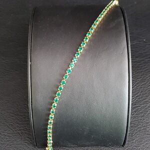 Monet Vintage Gold Tone Emerald Green Rhinestone Tennis Bracelet 7 Inch Dainty